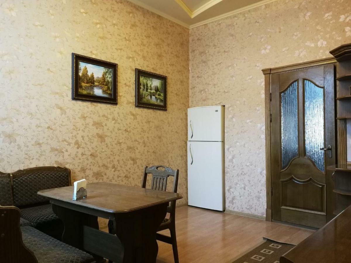 Затишна Квартира В Центрі Міста Ternopil Exteriér fotografie
